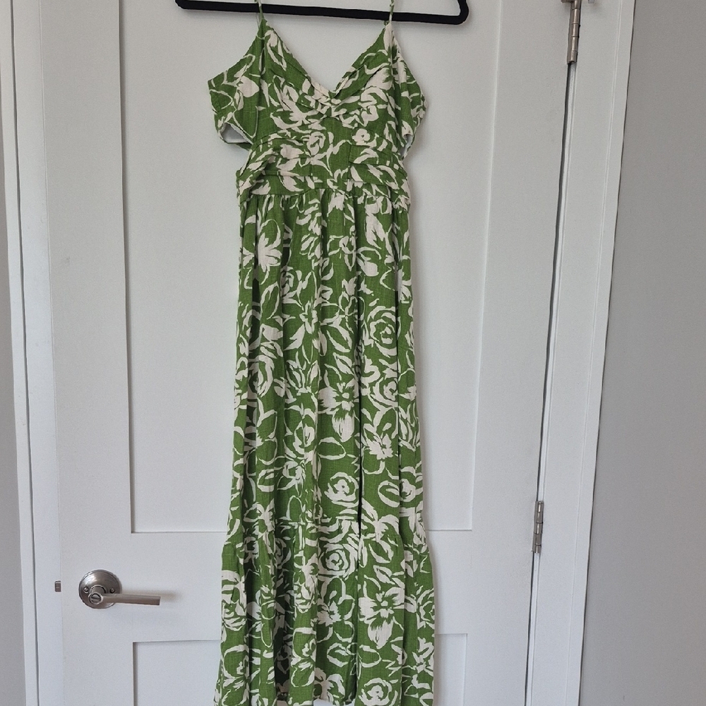 Zara Green and White Floral Maxi Dress